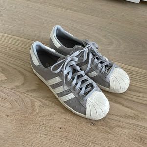 Adidas Superstar Limited Edition Lilac sneakers 5.5